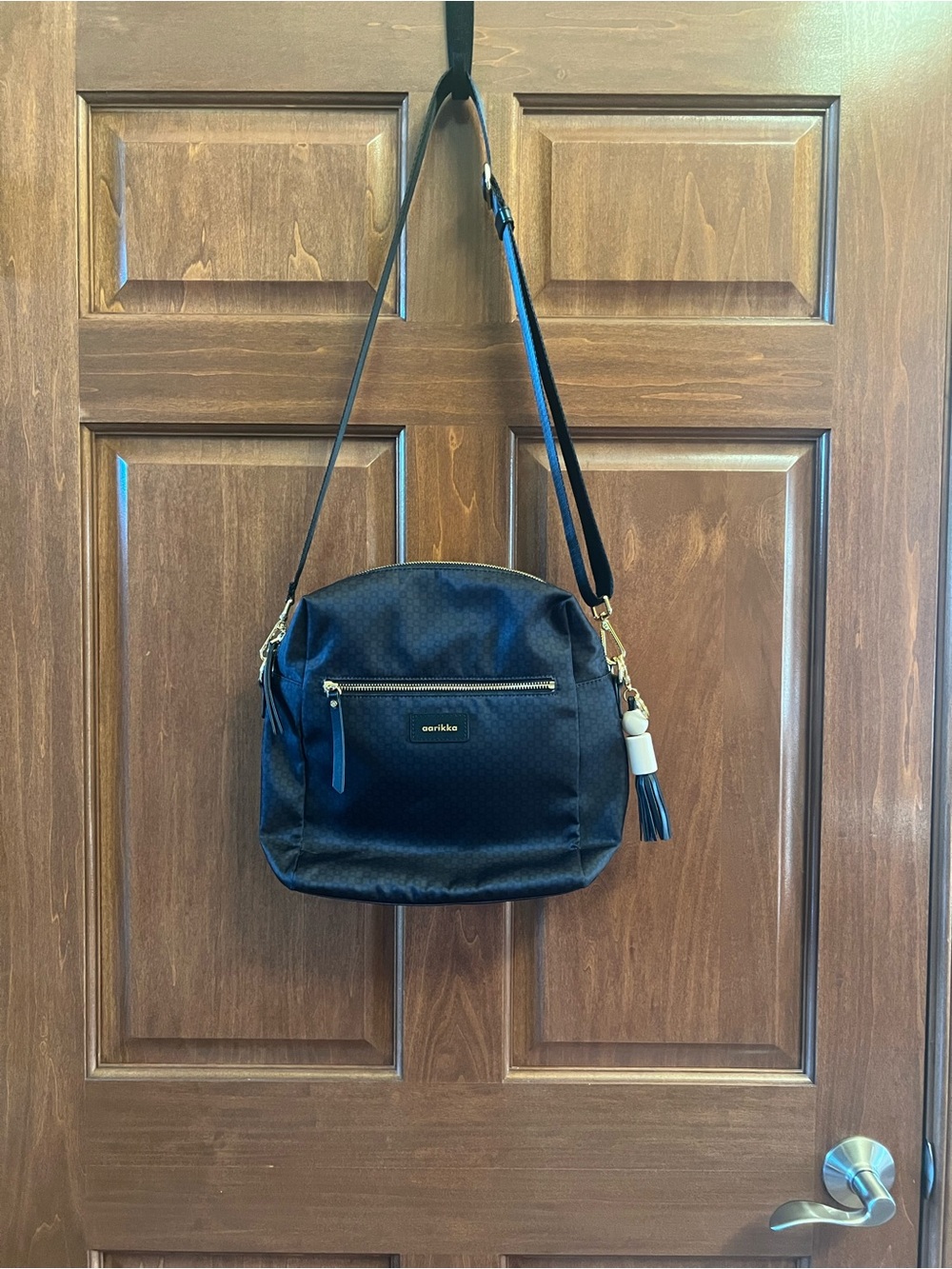 Aarikka Bag Shoulder Crossbody with Tassel Black Golden